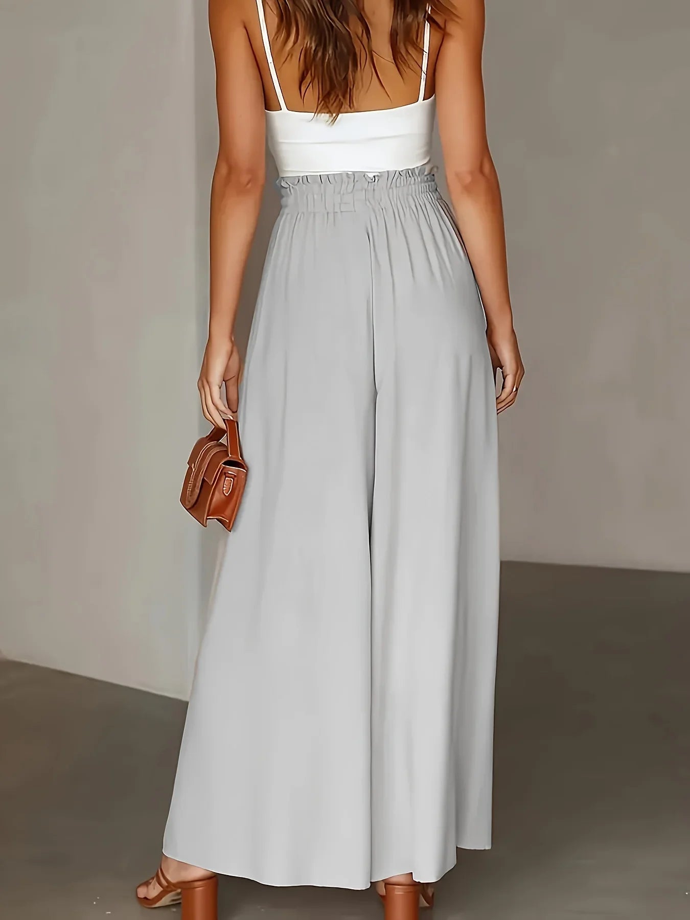 Well Tailored Garment with a Graceful Silhouette