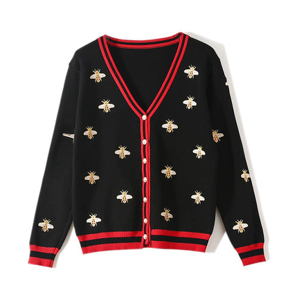 Effortlessly Elegant Cardigan with a Timeless Design