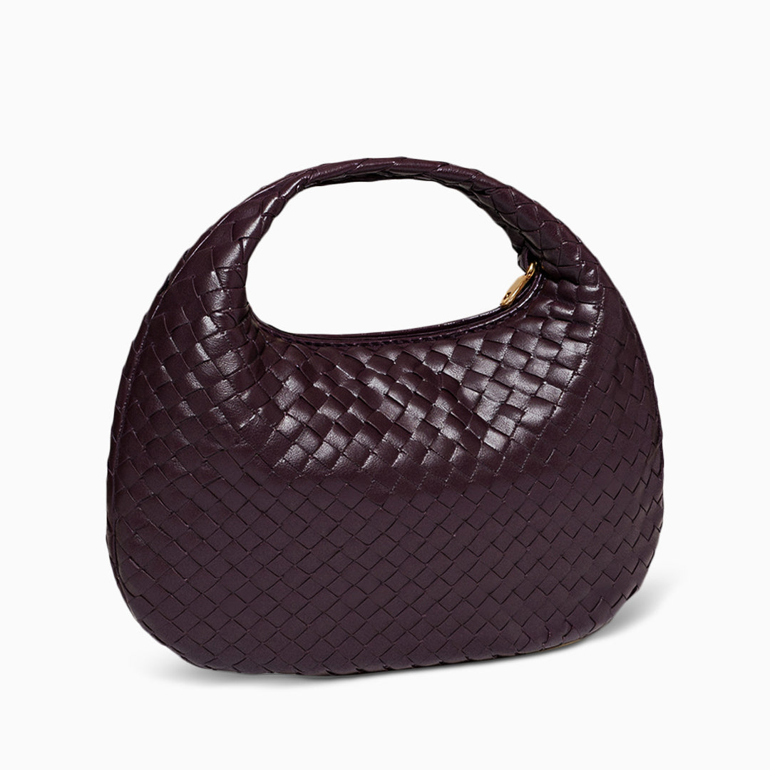 Effortlessly Elegant Bag with a Timeless Design