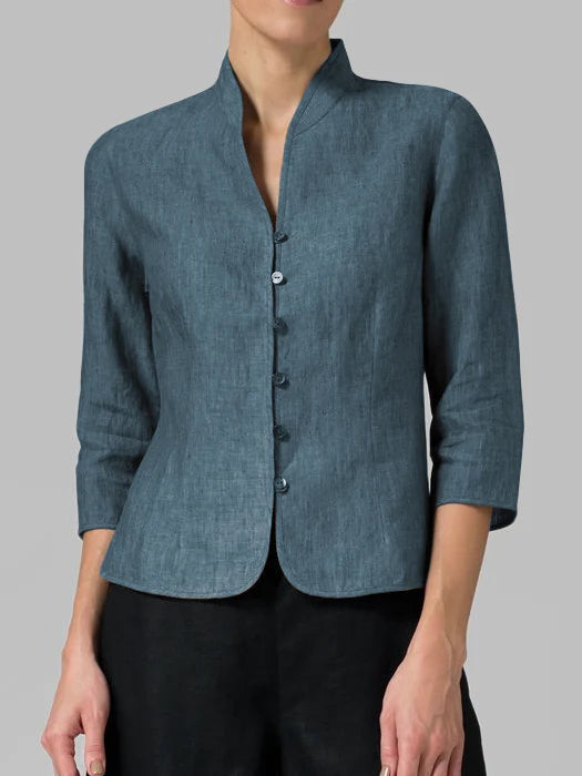 Beautifully Finished Coat in a Timeless Design