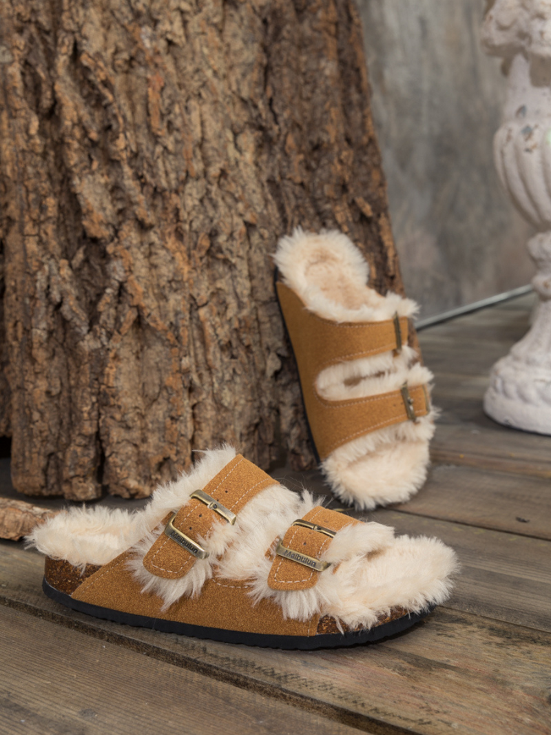 Elegantly Styled Sandals for Everyday Wear
