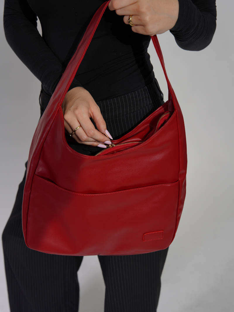 A Vintage Style Bag with Delicate Timeless Details