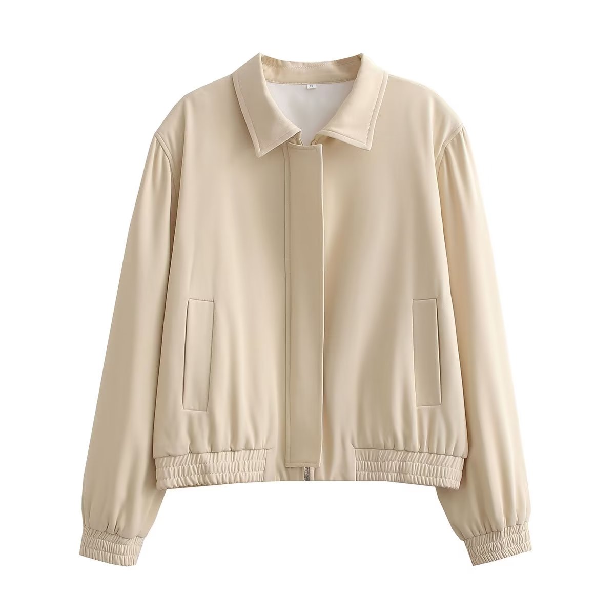 Effortlessly Elegant Jacket with a Timeless Design