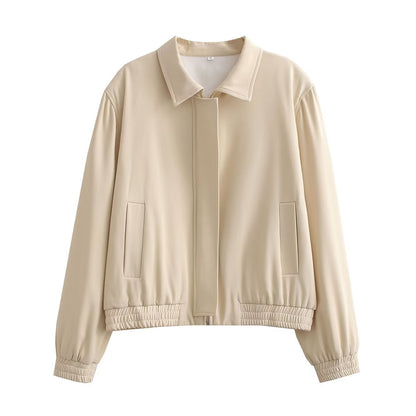Effortlessly Elegant Jacket with a Timeless Design