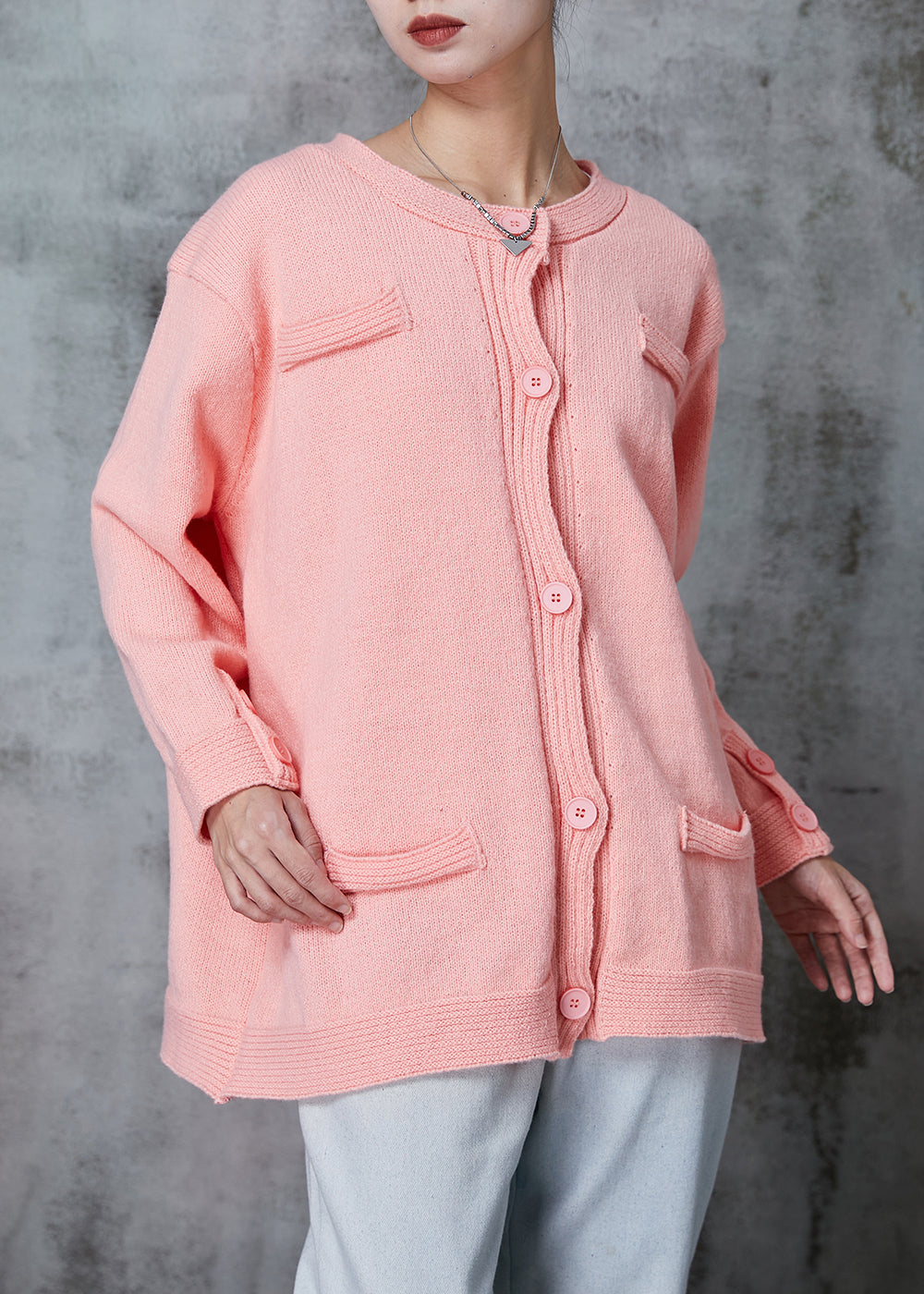 Gracefully Styled Cardigan for Any Occasion