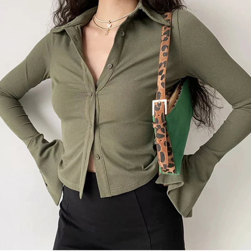 Sophisticated Blouse with a Clean Classic Look