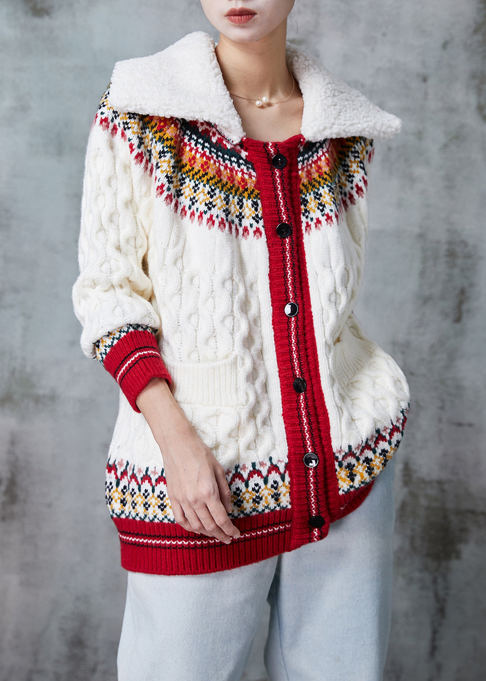 Beautifully Crafted Cardigan in a Classic Style