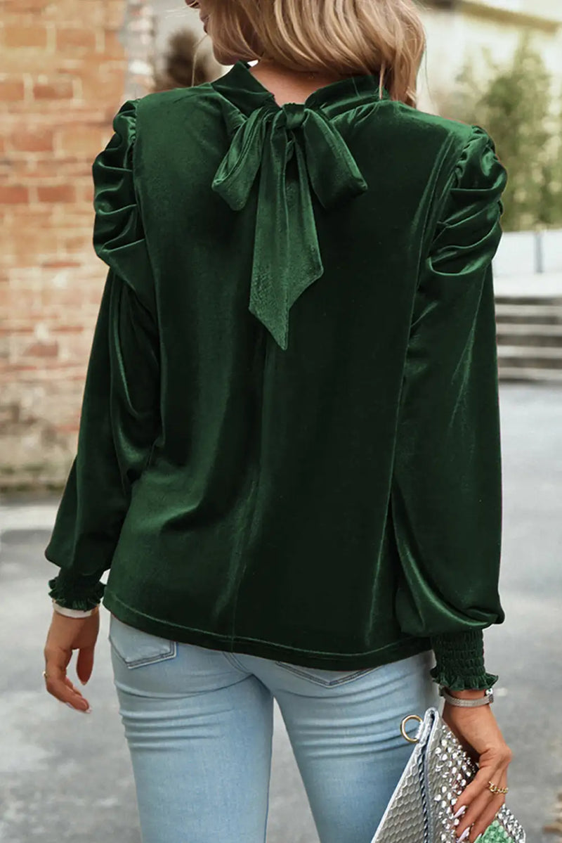 Beautifully Crafted Blouse in a Classic Style