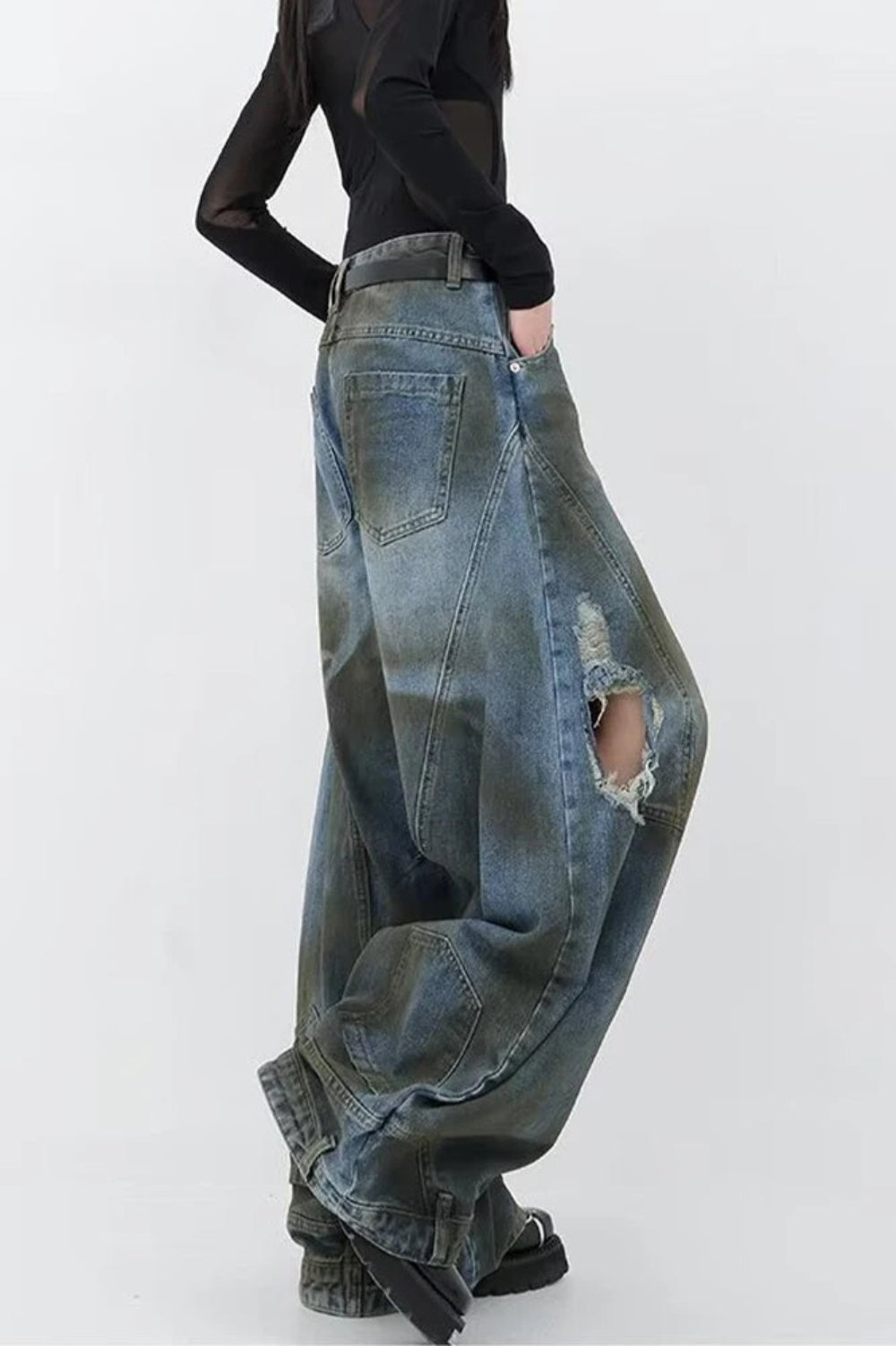 Sophisticated Garment with a Clean Classic Look