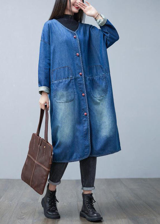 Beautifully Finished Coat in a Timeless Design