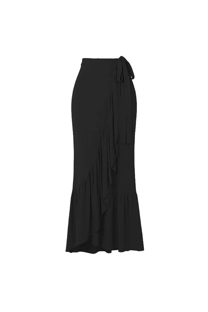 Well Tailored Swimsuit with a Graceful Silhouette
