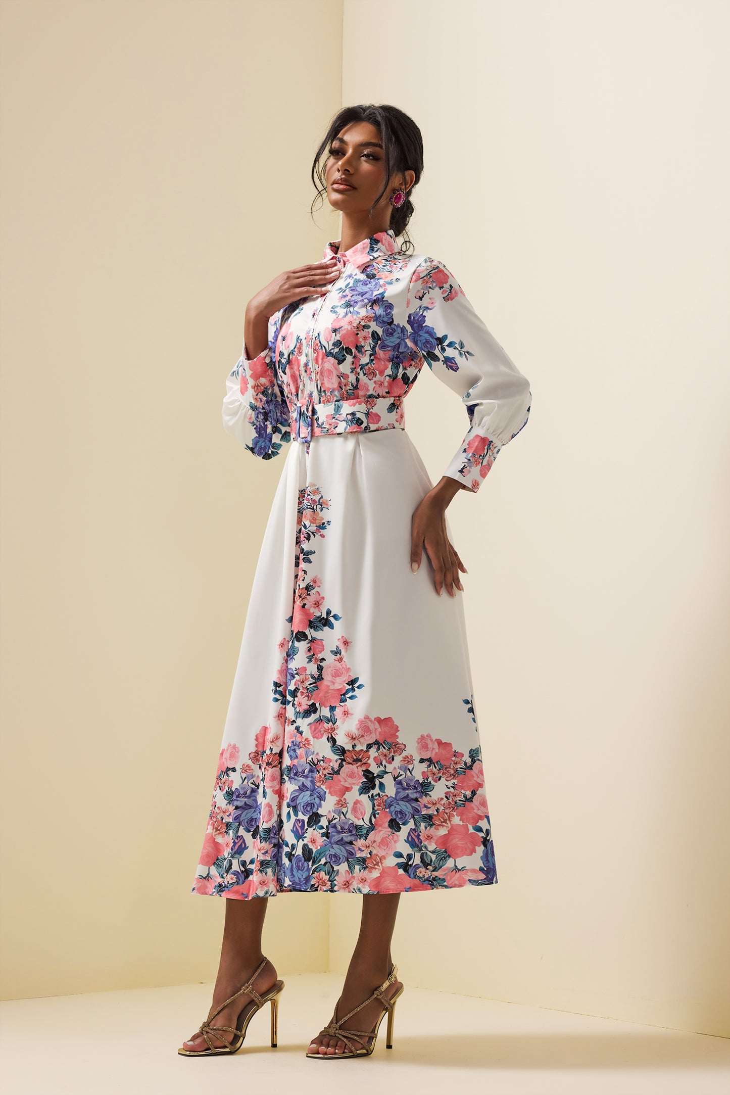 Well Tailored Dress with a Graceful Silhouette