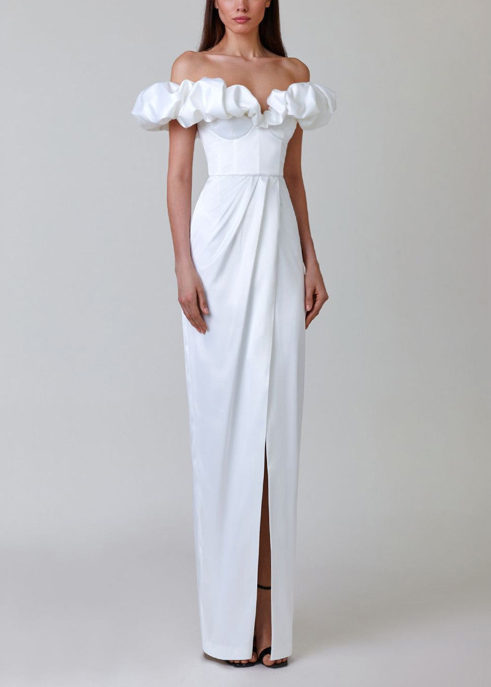 Gracefully Styled Dress for Any Occasion