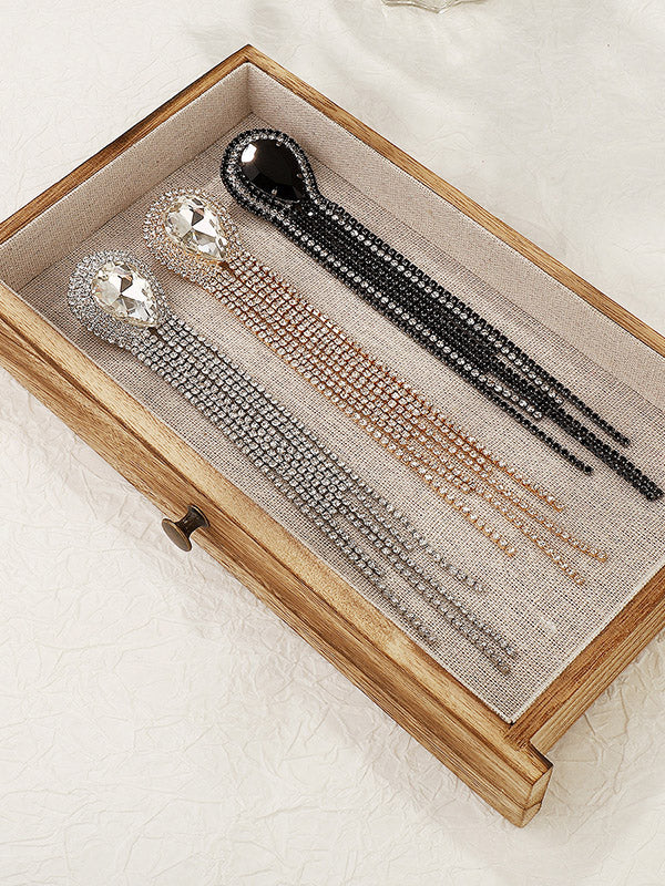 Beautifully Finished Garment in a Timeless Design