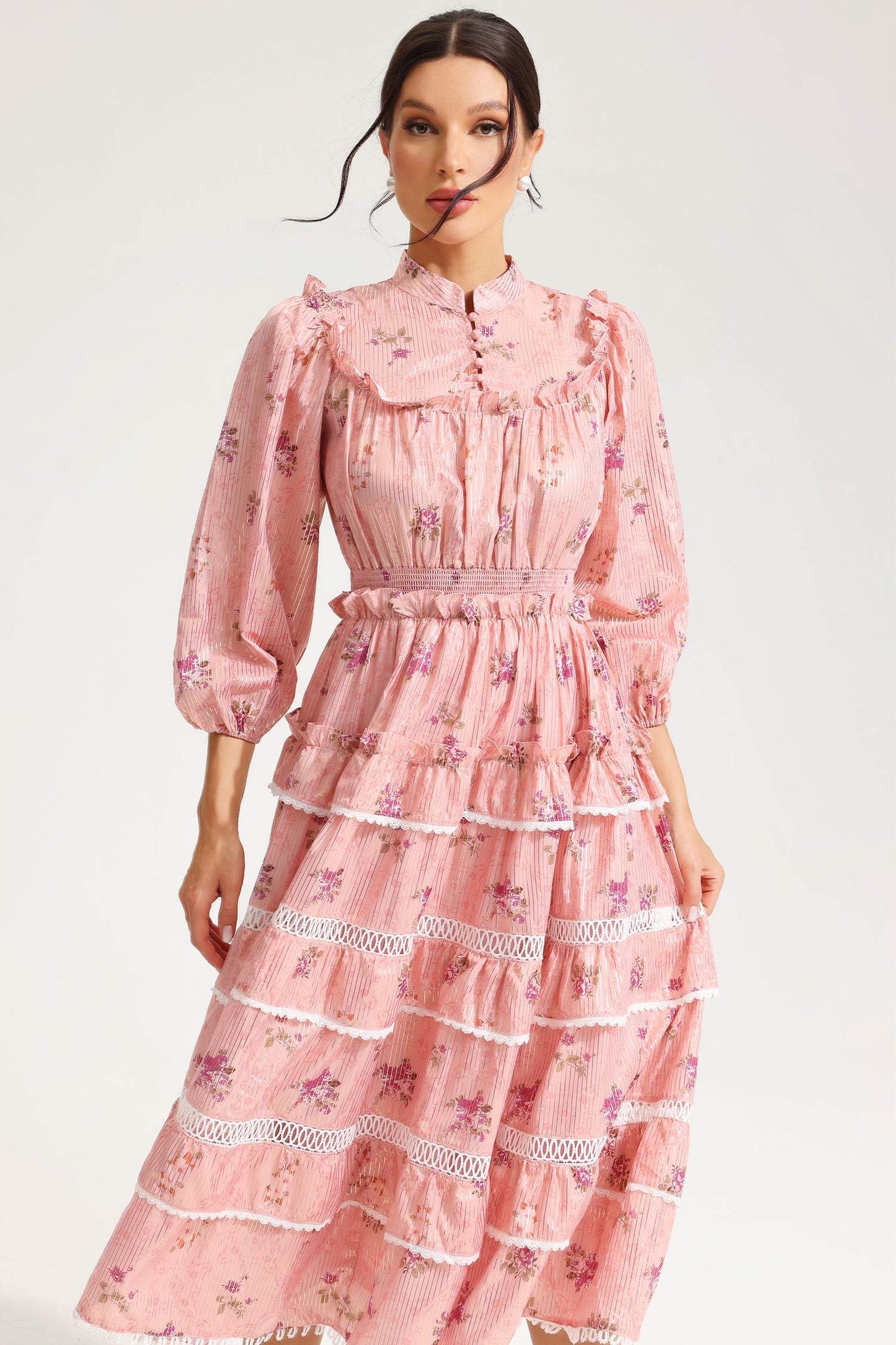 Classic Vintage Dress with a Flattering Fit