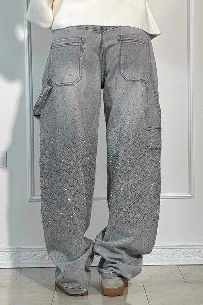 Sophisticated Garment with a Clean Classic Look