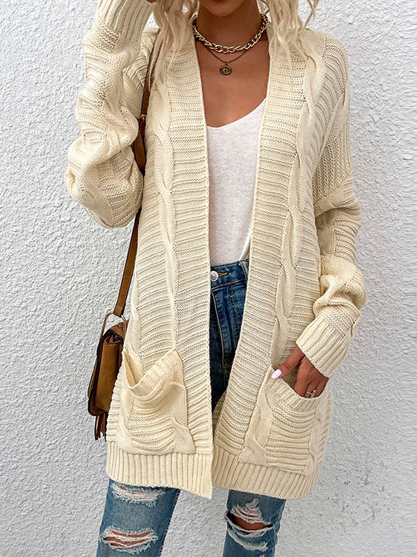 Well Tailored Cardigan with a Graceful Silhouette