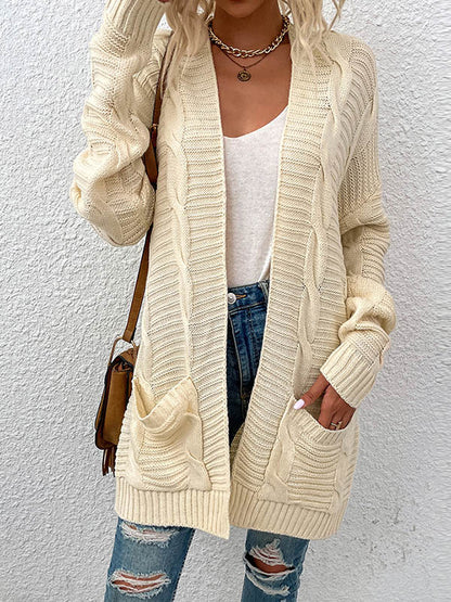 Well Tailored Cardigan with a Graceful Silhouette