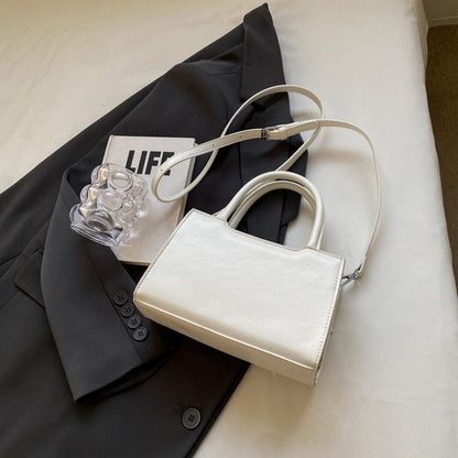 Classic Vintage & Enduringly Stylish Bag
