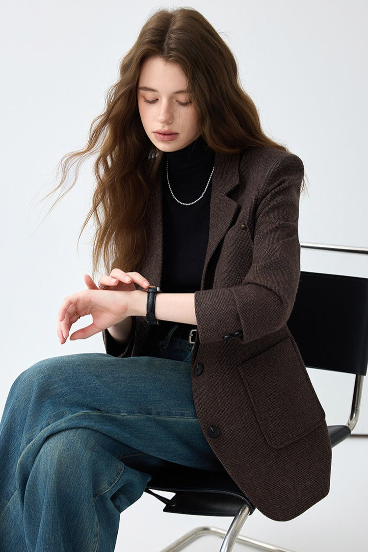 Well Tailored Garment with a Graceful Silhouette
