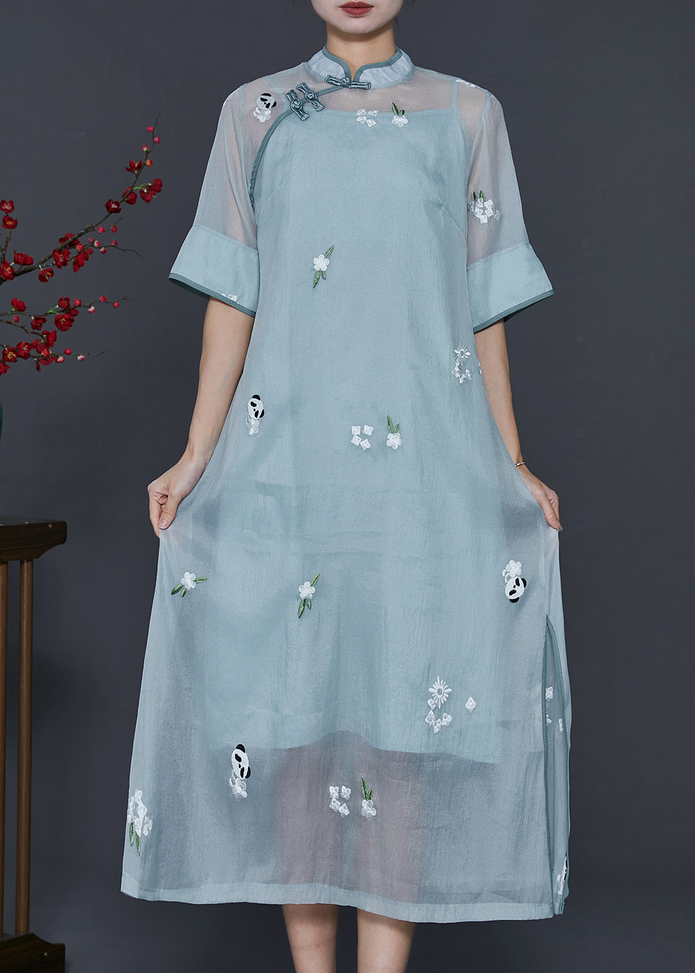 Classic Vintage & Enduringly Stylish Dress