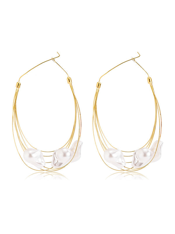 Effortlessly Elegant Garment with a Timeless Design