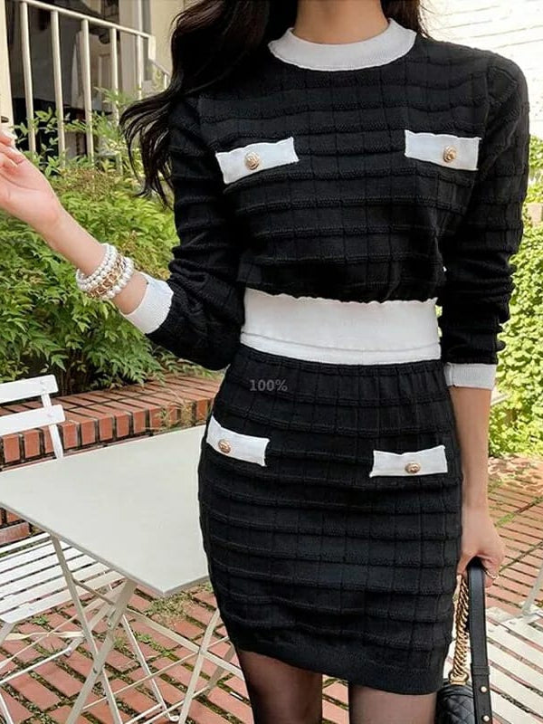 Classic Vintage Top with a Flattering Fit