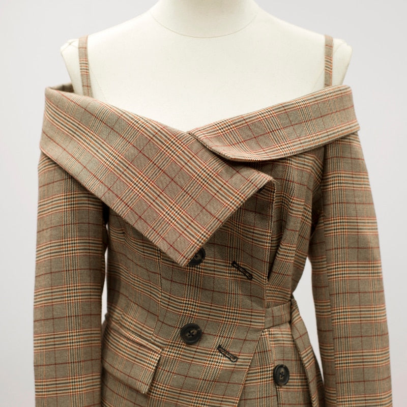 Gracefully Styled Jacket for Any Occasion