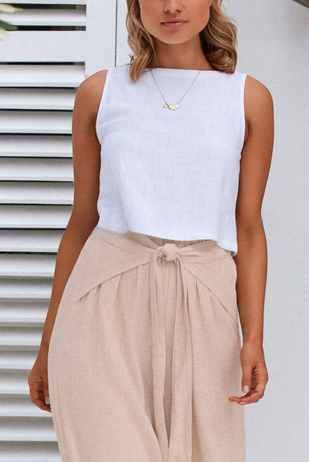 Well Tailored Pants with a Graceful Silhouette