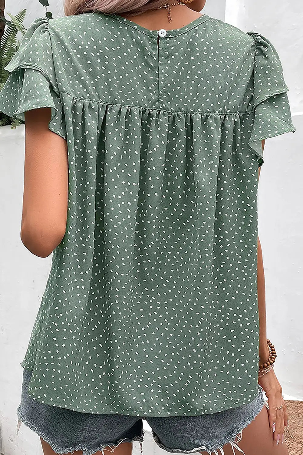 Elegantly Styled Blouse for Everyday Wear
