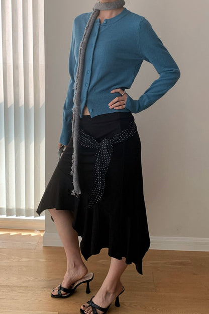 Effortlessly Elegant Cardigan with a Timeless Design
