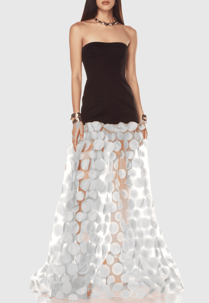 Classic Vintage & Enduringly Stylish Dress