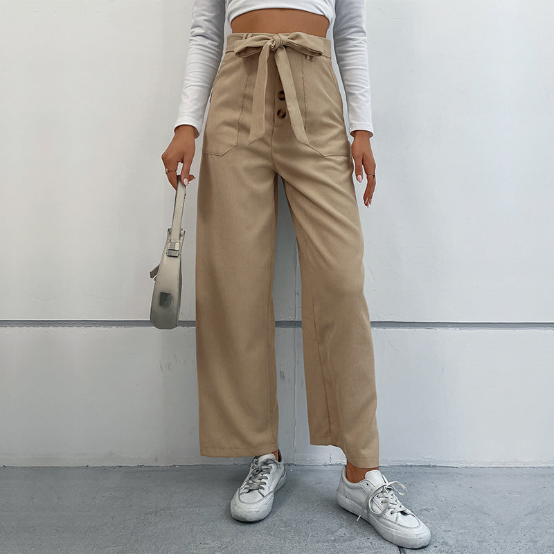 Effortlessly Elegant Trousers with a Timeless Design