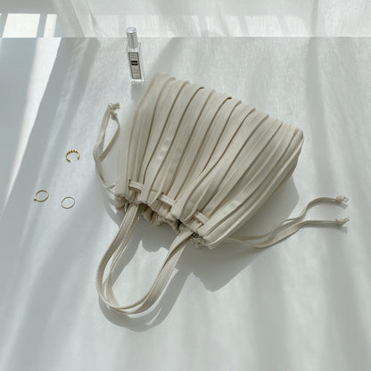 Well Tailored Bag with a Graceful Silhouette