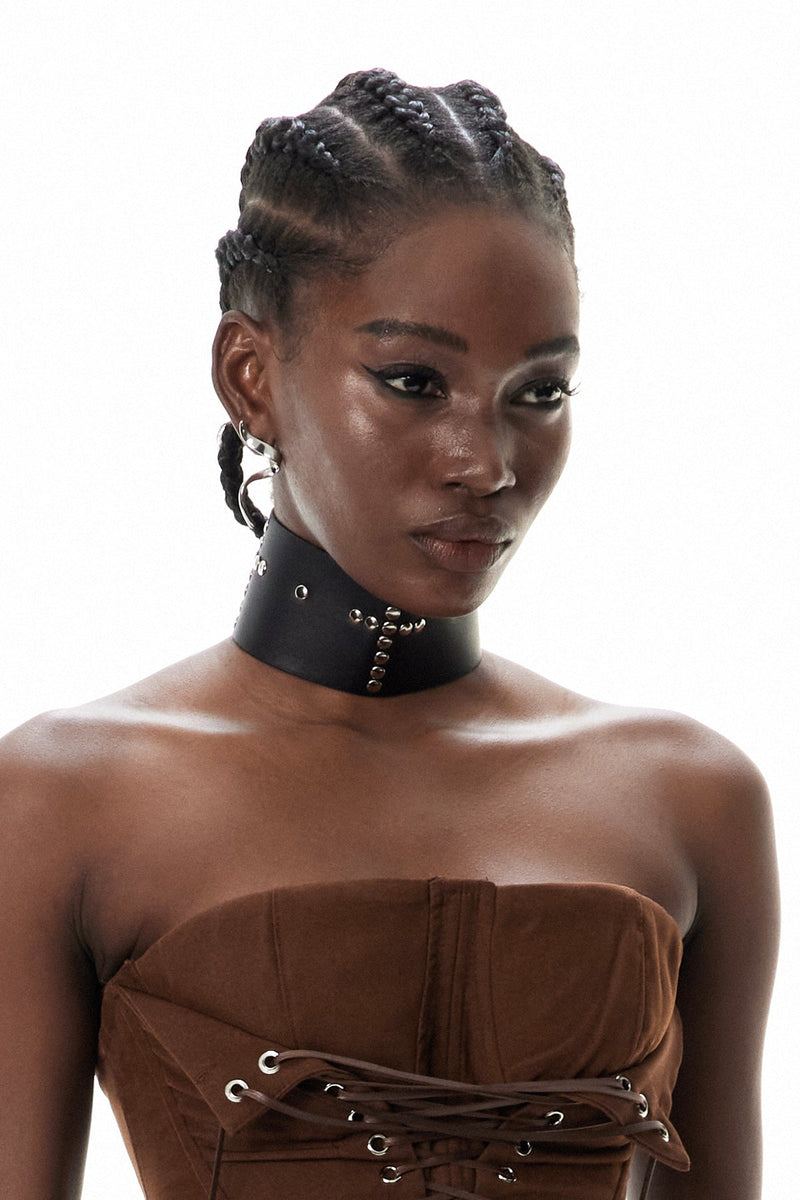 Gracefully Styled Garment for Any Occasion