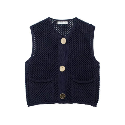 Beautifully Finished Garment in a Timeless Design