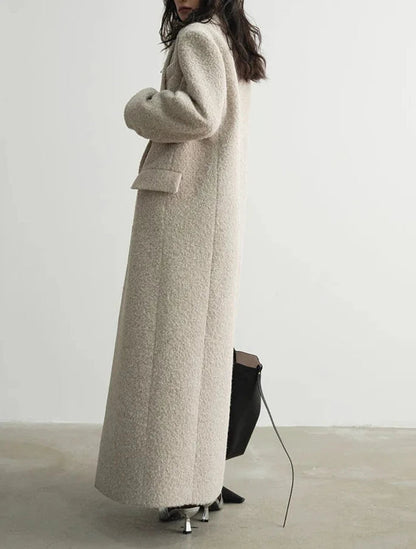 Elegantly Styled Coat for Everyday Wear
