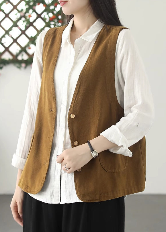 A Vintage Style Top with Delicate Timeless Details