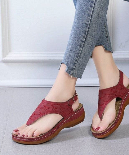 Classic Vintage Sandals with a Flattering Fit