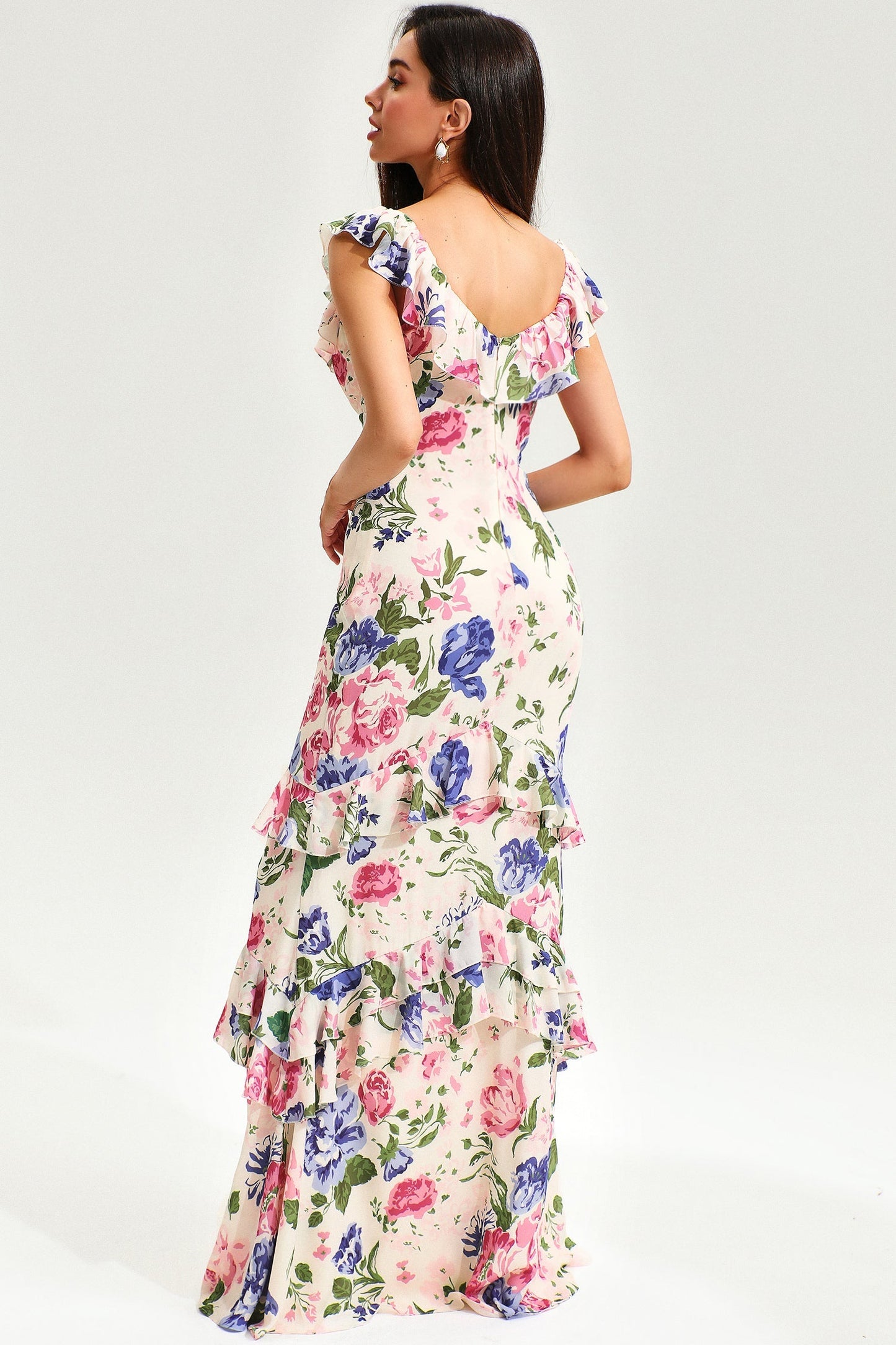 A Vintage Style Dress with Delicate Timeless Details