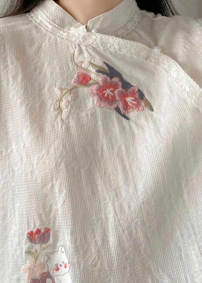 Elegantly Styled Shirt for Everyday Wear