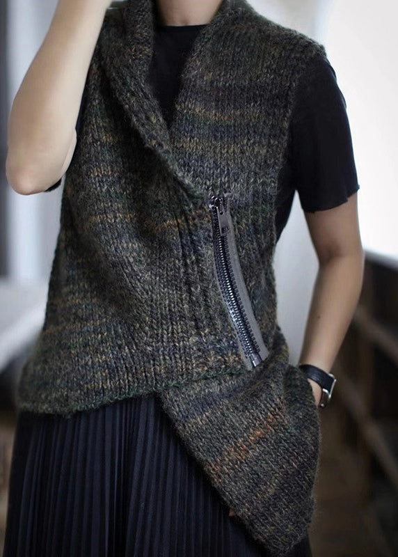 Gracefully Styled Coat for Any Occasion