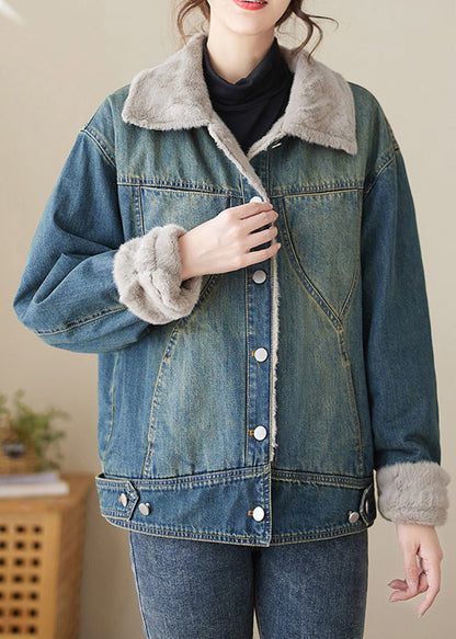 Classic Vintage & Enduringly Stylish Coat