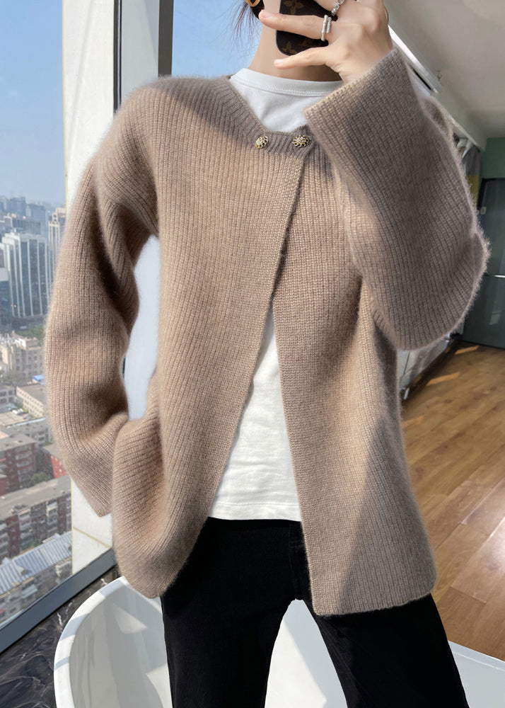 Beautifully Finished Cardigan in a Timeless Design