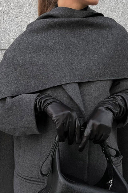 Beautifully Finished Coat in a Timeless Design