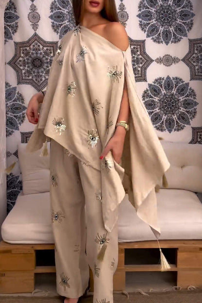 Elegantly Styled Trousers for Everyday Wear
