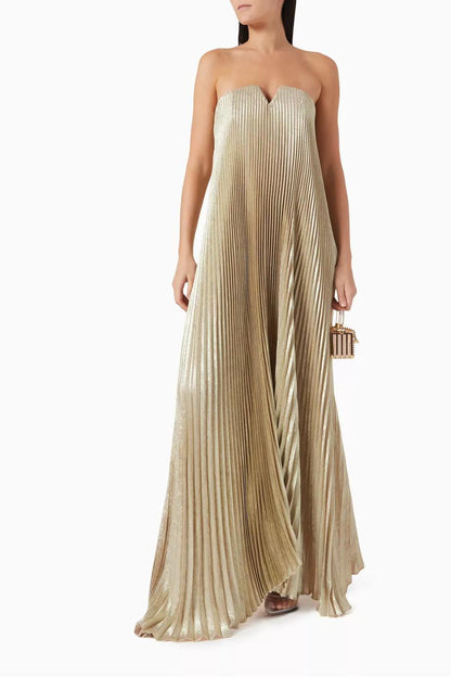 Classic Vintage & Enduringly Stylish Garment