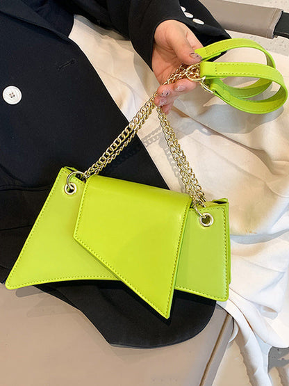 Gracefully Styled Bag for Any Occasion