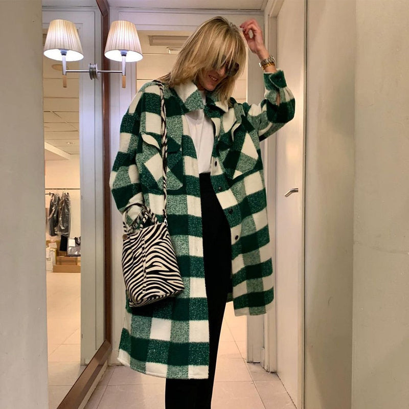 Sophisticated Coat with a Clean Classic Look