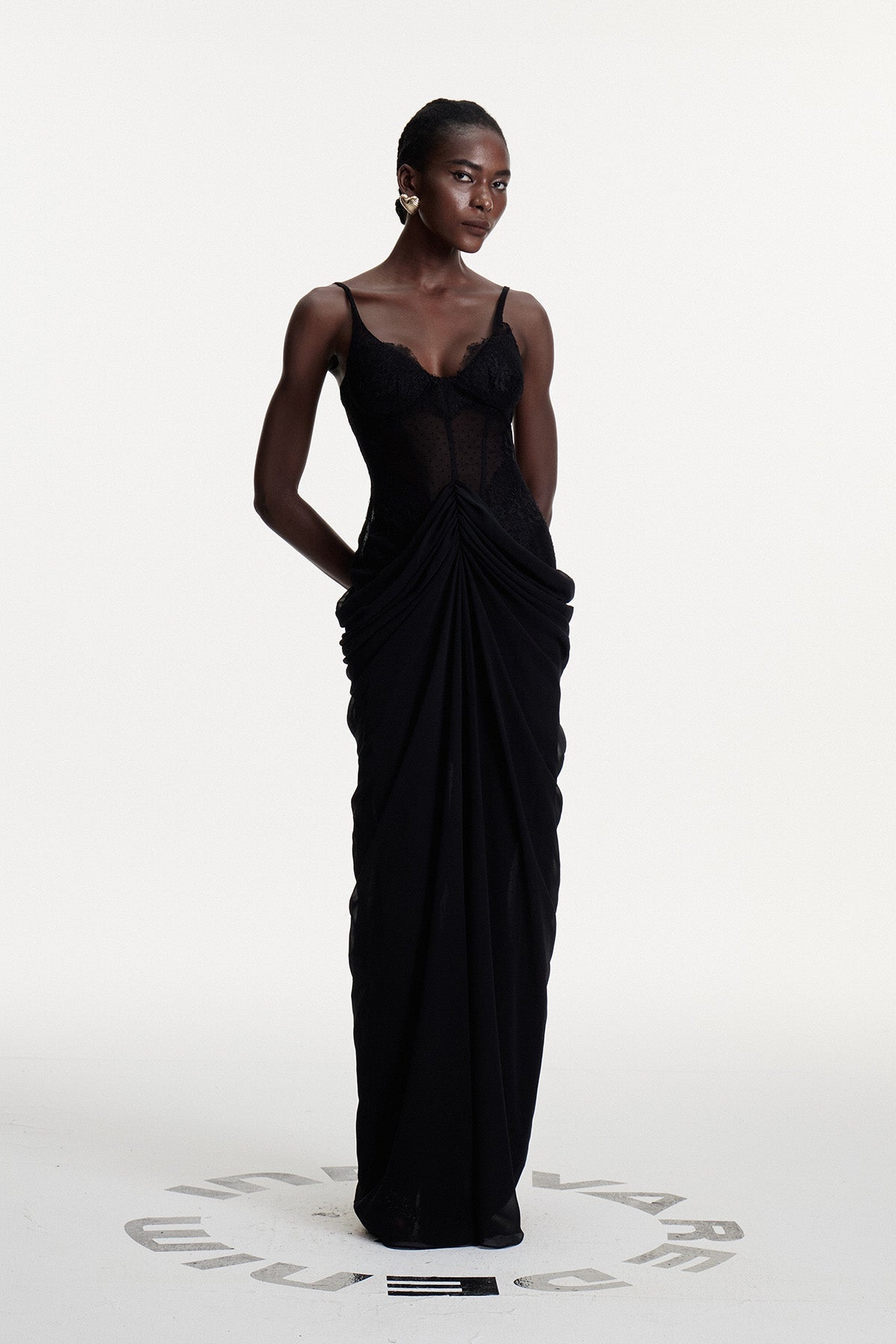Beautifully Crafted Dress in a Classic Style